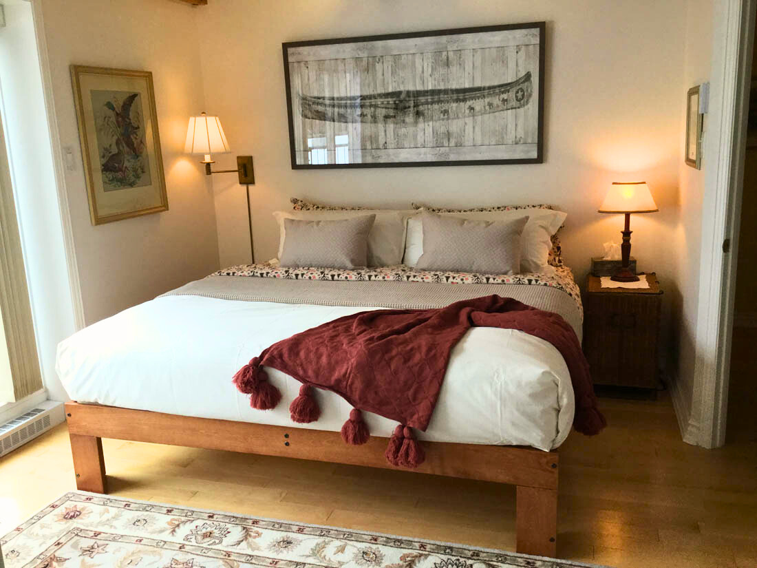 LOFT PLATFORM BED FRAME / OPTIONAL DRAWERS